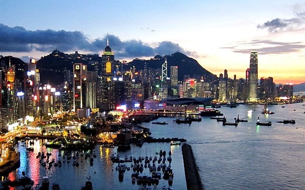 Hong Kong holiday tour packages from delhi