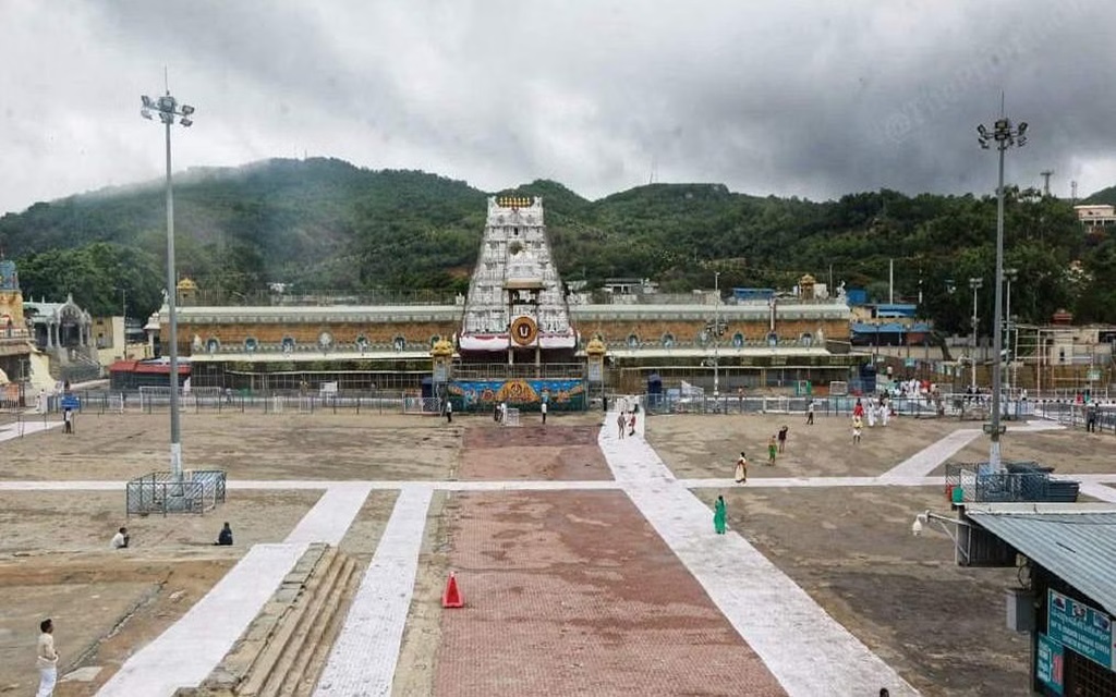 Tirupati tour package from Delhi